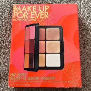BNIB MAKEUP FOREVER HD SKIN BLUSH & GLOW PALETTE